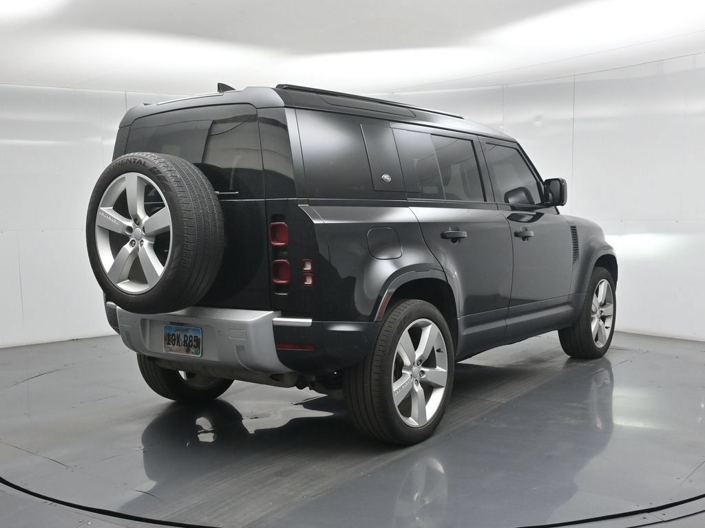 Used 2024 Land Rover Defender 110 S AWD/4WD image 12