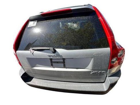Used 2004 Volvo XC90 2.5T AWD/4WD image 4