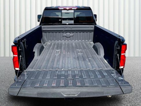 Used 2025 Chevrolet Silverado 2500 ZR2 w/ Technology Package AWD/4WD image 26