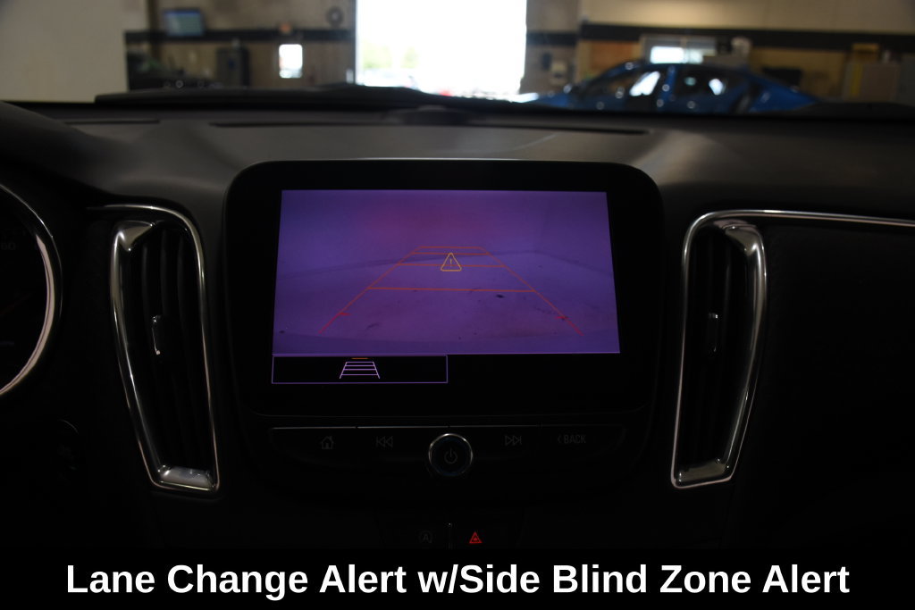 Used 2021 Chevrolet Malibu LT FWD image 19