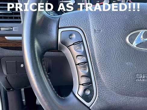 Used 2011 Hyundai Santa Fe Limited image 18