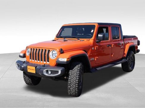 Used 2020 Jeep Gladiator Overland AWD/4WD image 11
