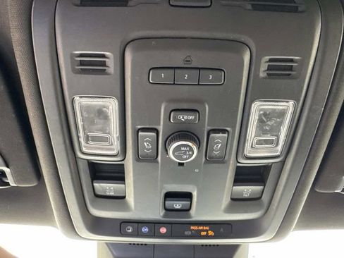 Used 2021 Cadillac Escalade ESV Sport w/ Driver Assist Tech Package RWD image 24