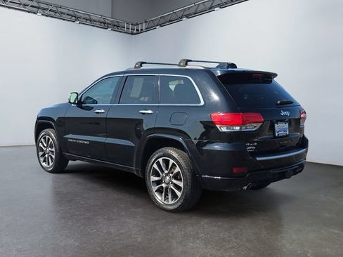Used 2017 Jeep Grand Cherokee Overland AWD/4WD image 3
