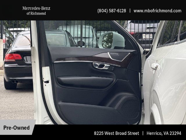 Used 2017 Volvo XC90 T6 Momentum w/ Vision Package AWD/4WD image 14