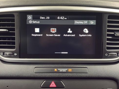 Used 2022 Kia Sportage LX image 37