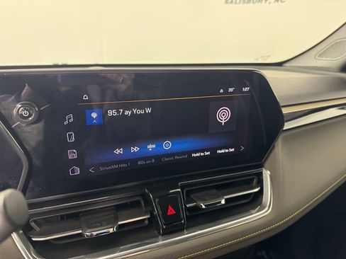 Used 2024 Chevrolet TrailBlazer ACTIV w/ Driver Confidence Package image 15