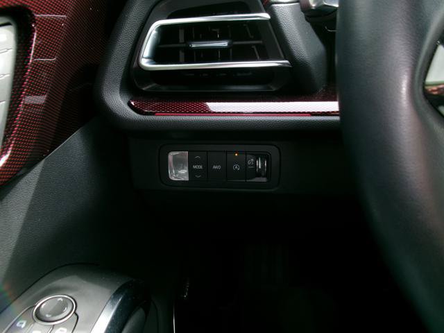 Used 2024 Chevrolet Traverse RS w/ LPO, Floor Liner Package AWD/4WD image 11