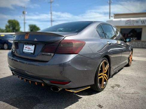 Used 2016 Honda Accord Sport image 3