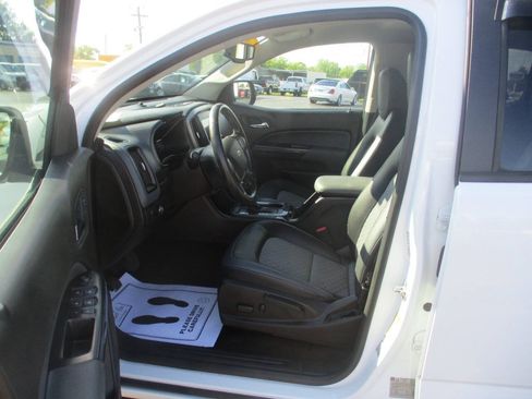 Used 2015 Chevrolet Colorado Z71 RWD image 5