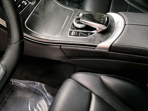 Used 2015 Mercedes-Benz C 300 4MATIC Sedan image 16