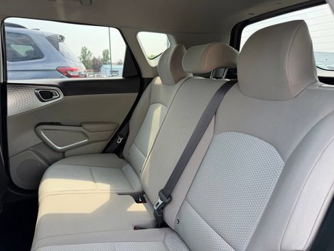 Used 2021 Kia Soul LX FWD image 29