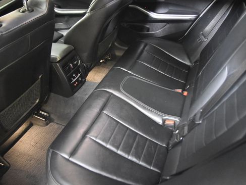 Used 2019 BMW 330i Sedan RWD image 37