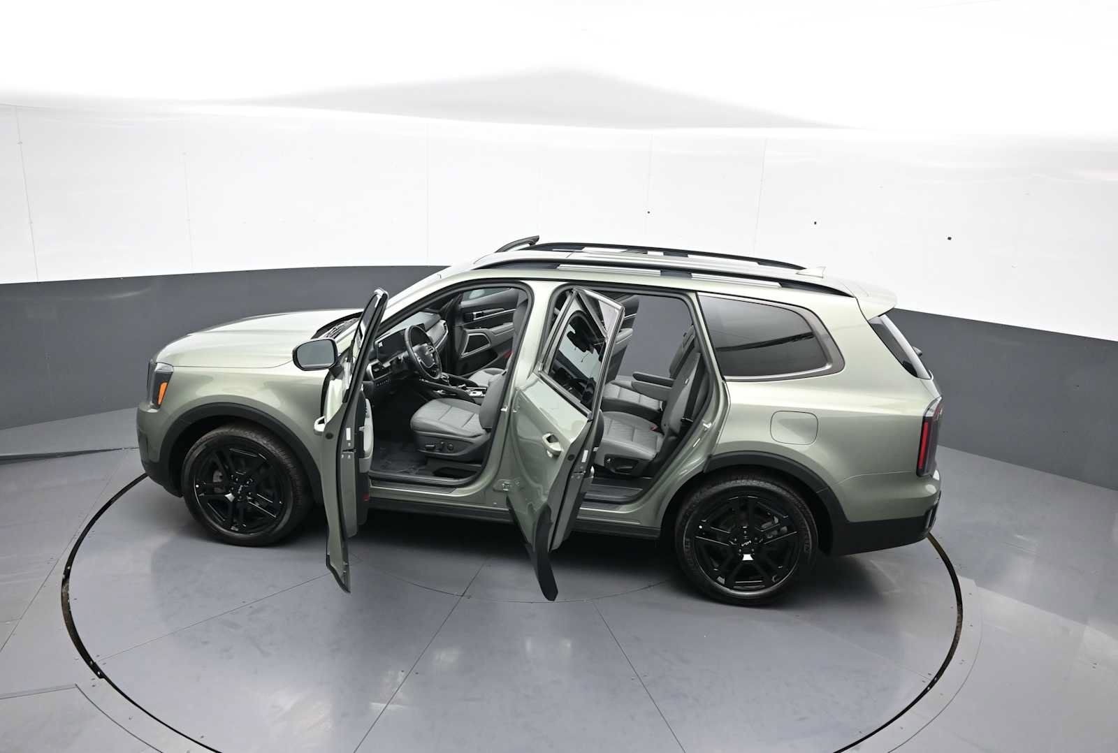 Used 2024 Kia Telluride EX X-Line AWD/4WD image 46