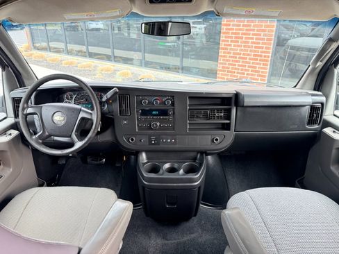 Used 2014 Chevrolet Express 3500 LT w/ LT Preferred Equipment Group RWD image 13