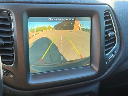 Used 2019 Jeep Compass Trailhawk w/ Leather Interior Group image 16