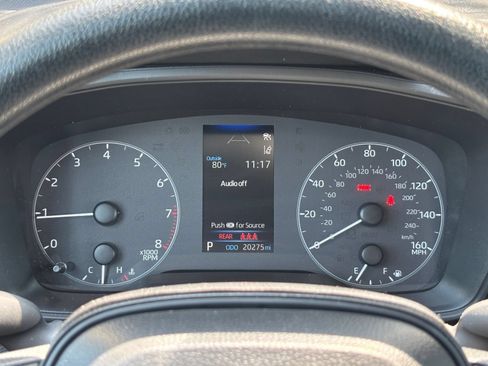 Used 2025 Toyota Corolla LE FWD image 38
