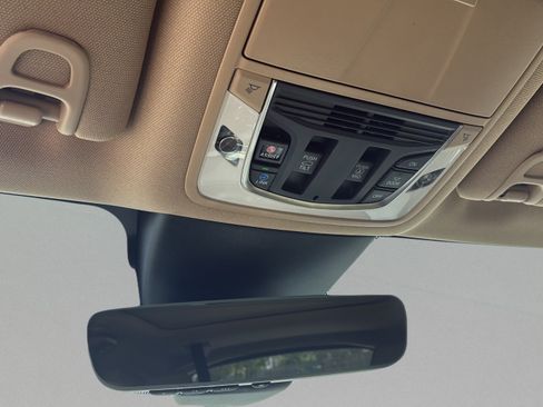 Used 2024 Acura MDX FWD w/ Technology Package image 17