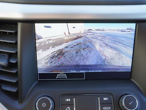 Certified 2023 GMC Acadia SLE w/ Driver Convenience Package image 37