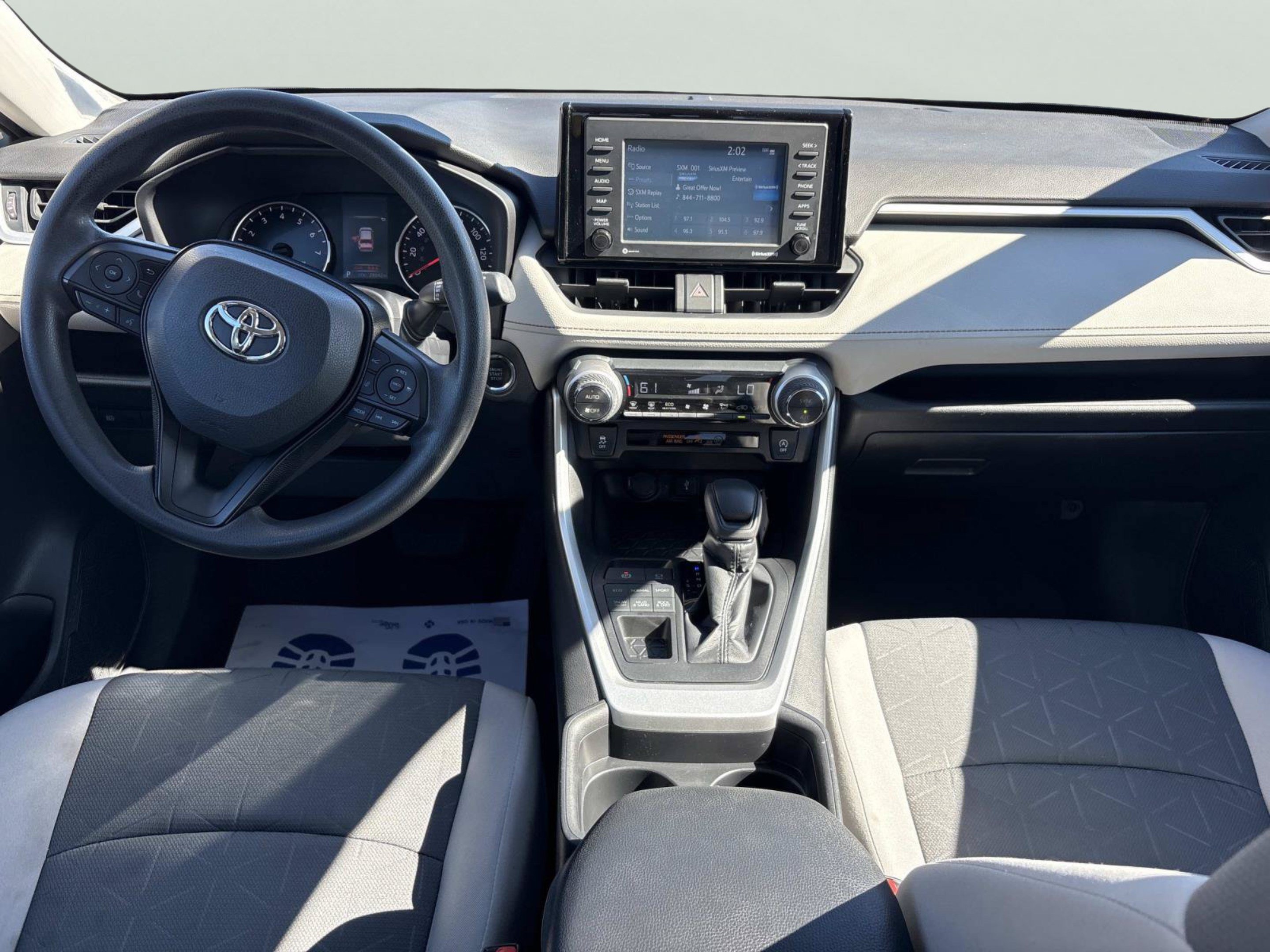 Used 2021 Toyota RAV4 XLE w/ Convenience Package AWD/4WD image 12