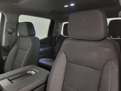 New 2025 Chevrolet Silverado 1500 Custom image 30