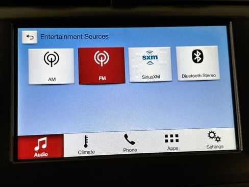 Used 2019 Ford Fusion SE FWD image 23