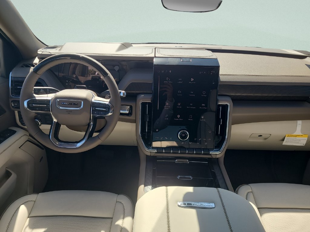 New 2026 GMC Yukon Denali w/ Denali Reserve Package AWD/4WD image 11
