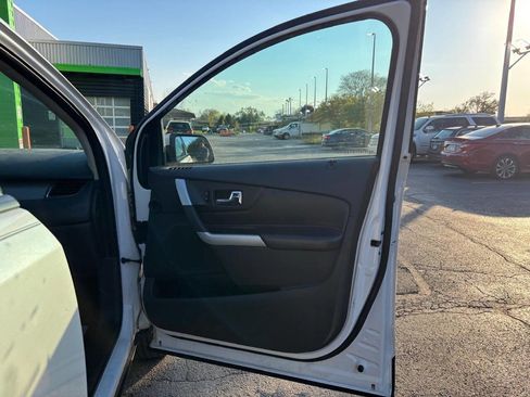 Used 2013 Ford Edge SEL FWD image 19