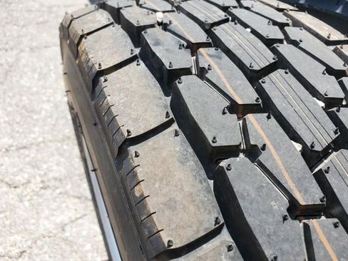 New 2025 Chevrolet Low Cab Forward image 5