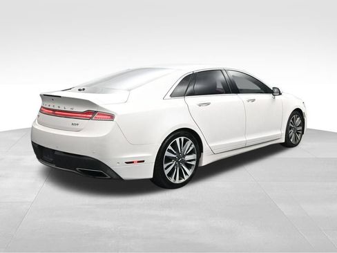 Used 2019 Lincoln MKZ Reserve FWD image 5