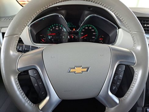 Used 2016 Chevrolet Traverse LT image 26