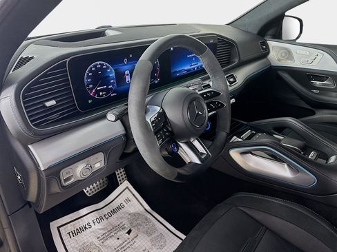 Used 2025 Mercedes-Benz GLE 63 AMG S image 9