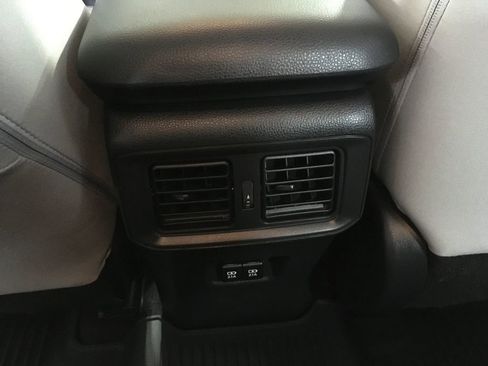 Used 2020 Toyota RAV4 XLE w/ Convenience Package AWD/4WD image 26