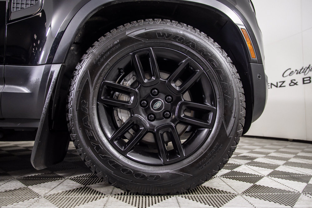 Used 2024 Land Rover Defender 130 S AWD/4WD image 42