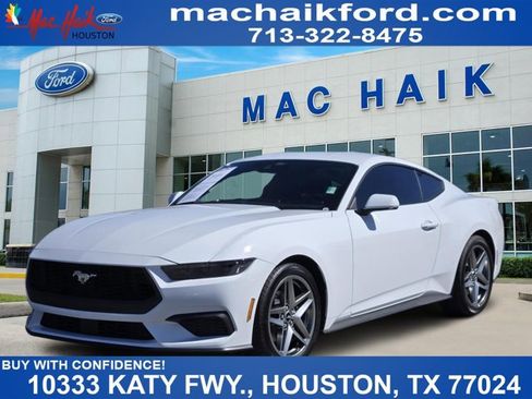 Certified 2026 Ford Mustang Coupe image 1