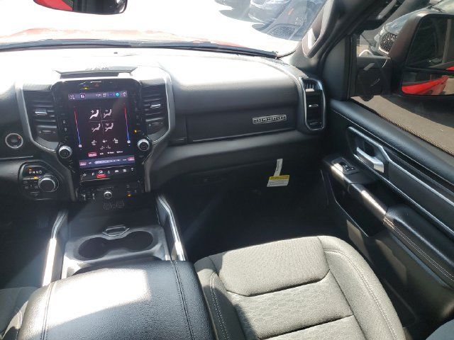 Used 2025 RAM 1500 Big Horn AWD/4WD image 13