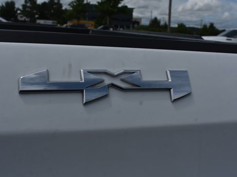 Used 2022 GMC Sierra 1500 Elevation AWD/4WD image 8