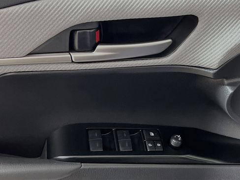 Used 2025 Toyota Camry SE w/ Multimedia Upgrade Package image 17