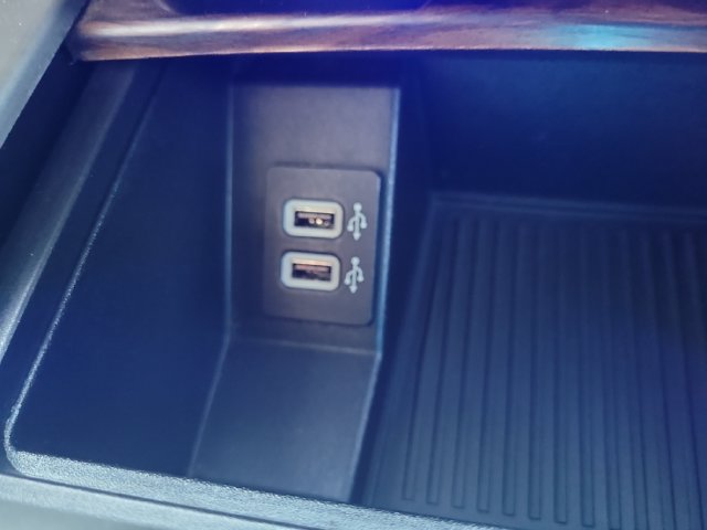 Used 2019 Ford F150 Lariat w/ Equipment Group 501A Mid AWD/4WD image 27