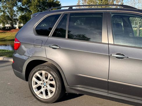 Used 2011 BMW X5 xDrive35i image 17