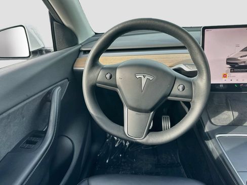 Used 2022 Tesla Model Y Performance AWD/4WD image 21