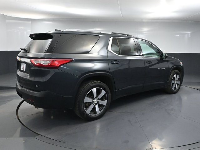 Used 2018 Chevrolet Traverse LT AWD/4WD image 3