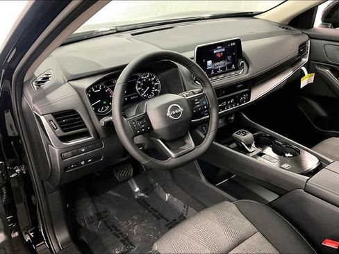 New 2026 Nissan Rogue SV image 7