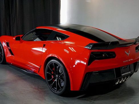 Used 2017 Chevrolet Corvette Grand Sport w/ Z07 Performance Package RWD image 40