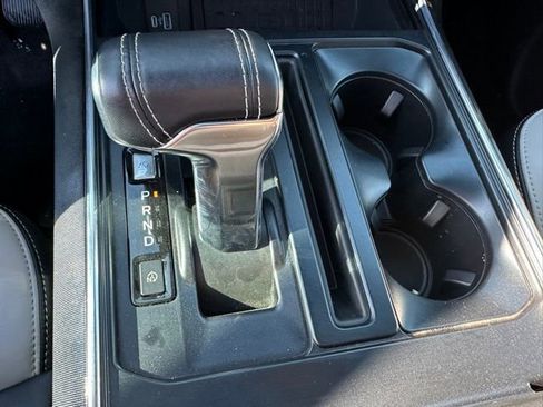 Used 2023 Ford F150 Lightning Platinum image 23