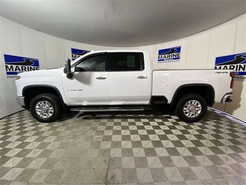 Certified 2024 Chevrolet Silverado 2500 LTZ w/ LTZ Convenience Package image 10