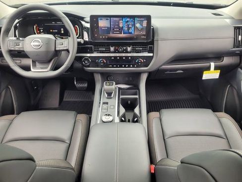 New 2026 Nissan Pathfinder SL AWD/4WD image 9