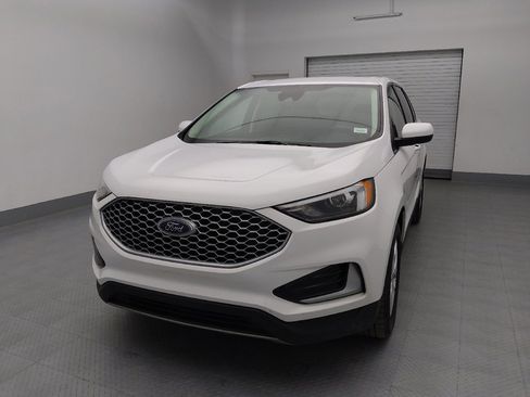 Used 2024 Ford Edge SEL image 15