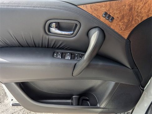 Certified 2024 Nissan Armada SL w/ Captain's Chairs Package image 32