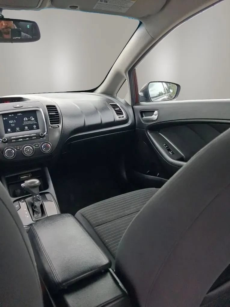 Used 2018 Kia Forte LX w/ LX Popular Package FWD image 30